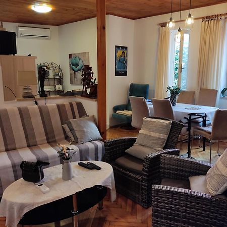 Apartment Piazza Antica Ровинь Экстерьер фото